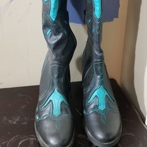 Sz 9 calf-length boot with half zipper